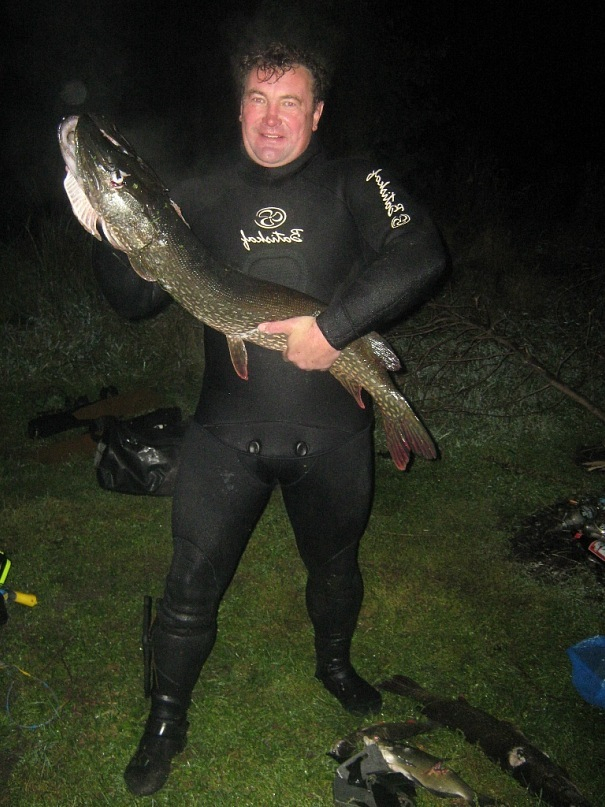 В Нижегородской области 46-летний подводный охотник пропал после знакомства с рыбаками