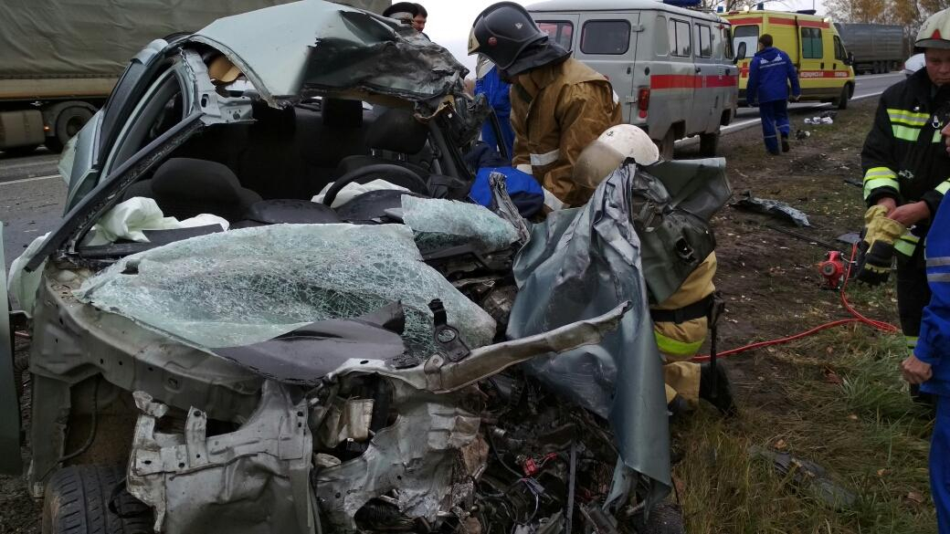 В страшной аварии в Нижегородской области один мужчина погиб и двое ранены (ФОТО)