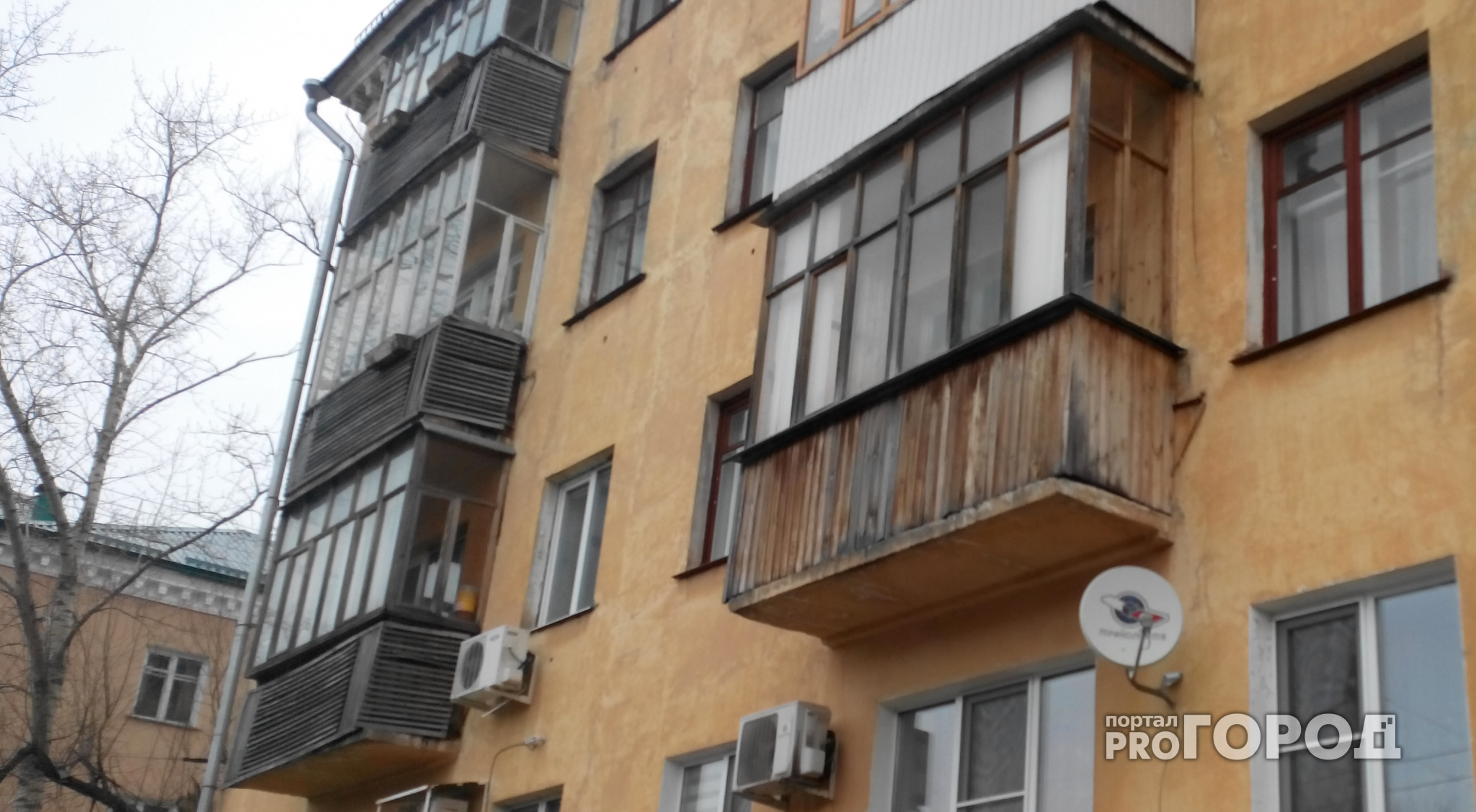 Россиянам могут запретить курить на собственных балконах