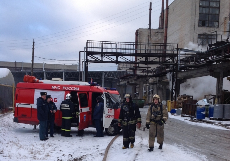 В Нижнем Новгороде загорелся завод "Оргсинтез" (ФОТО)
