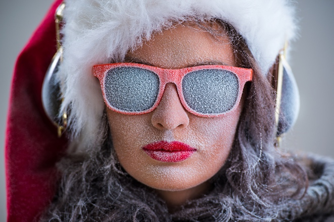 Темные очки зимой: новый тренд или эффективная защита глаз?
