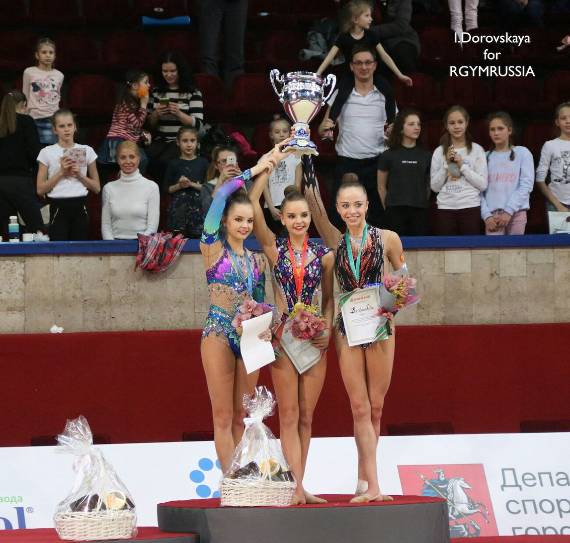 Нижегородская гимнастка Дина Аверина завоевала три золота на этапе Гран-при