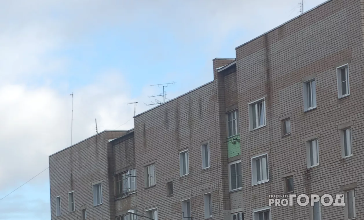 Фото к статье: Молодая нижегородка упала с высоты восьмого этажа (ФОТО)