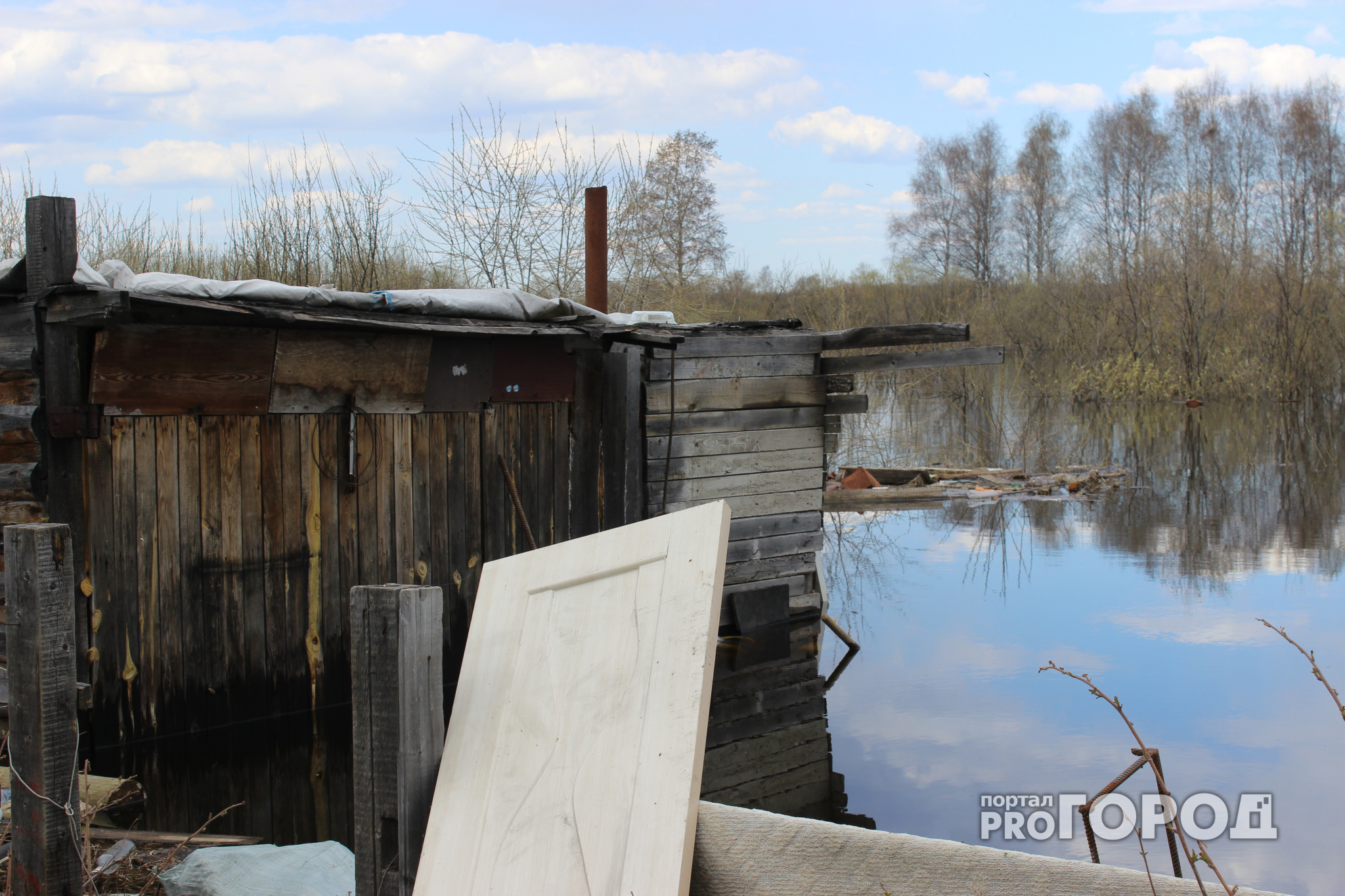 Восемь придомовых территорий подтоплены в Нижегородской области