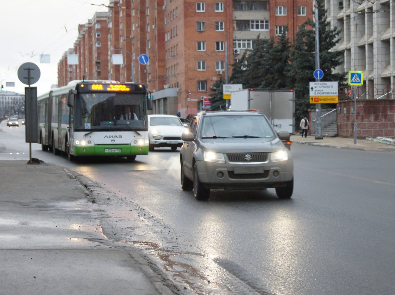 Движение транспорта изменится в центре Нижнего Новгорода из-за подготовки к параду
