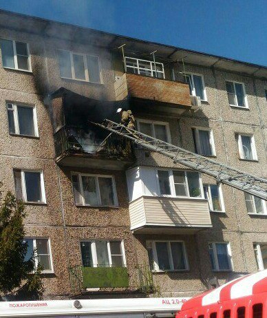 Серьезный пожар произошел в жилом доме Сормовского района (ФОТО)