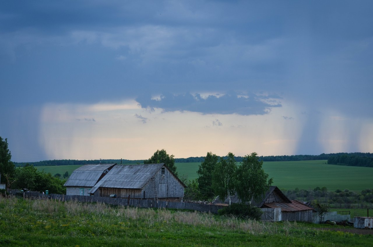 МЧС предупреждает нижегородцев о ливне, грозе и сильном ветре 18 июля