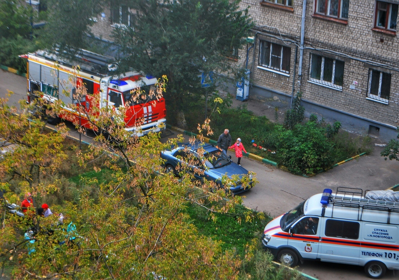 Нижегородка забаррикадировалась в квартире и пригрозила взорвать дом на проспекте Ленина