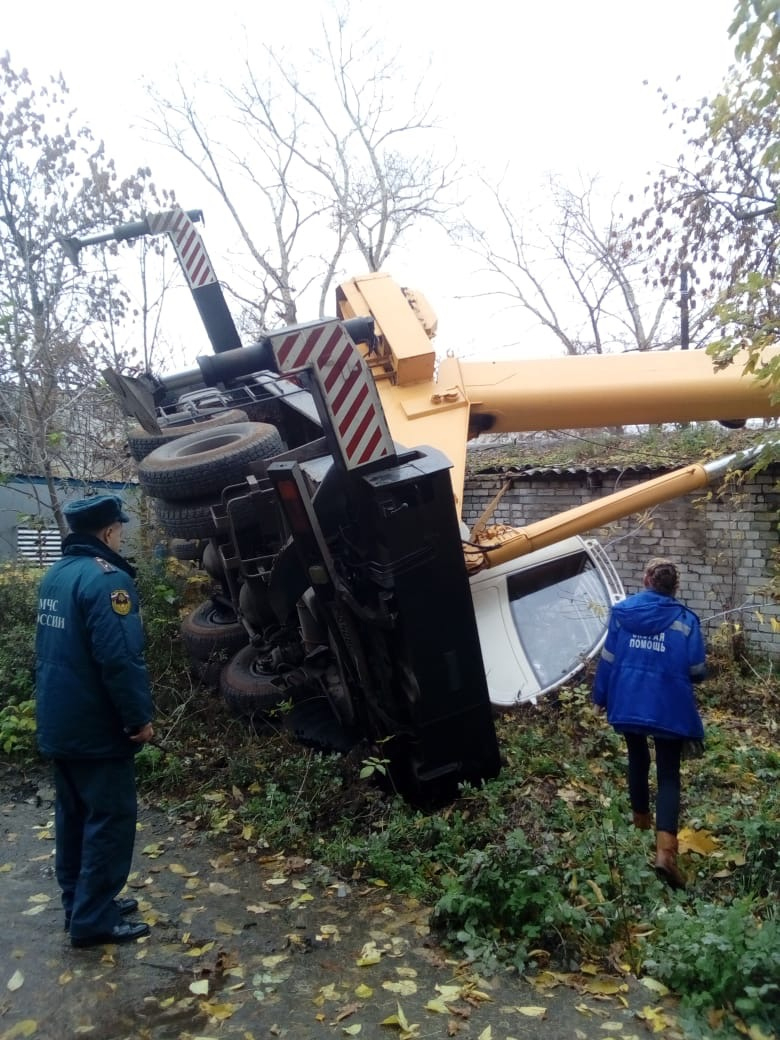 После падения крана на нижегородский детсад с воспитанниками работали психологи