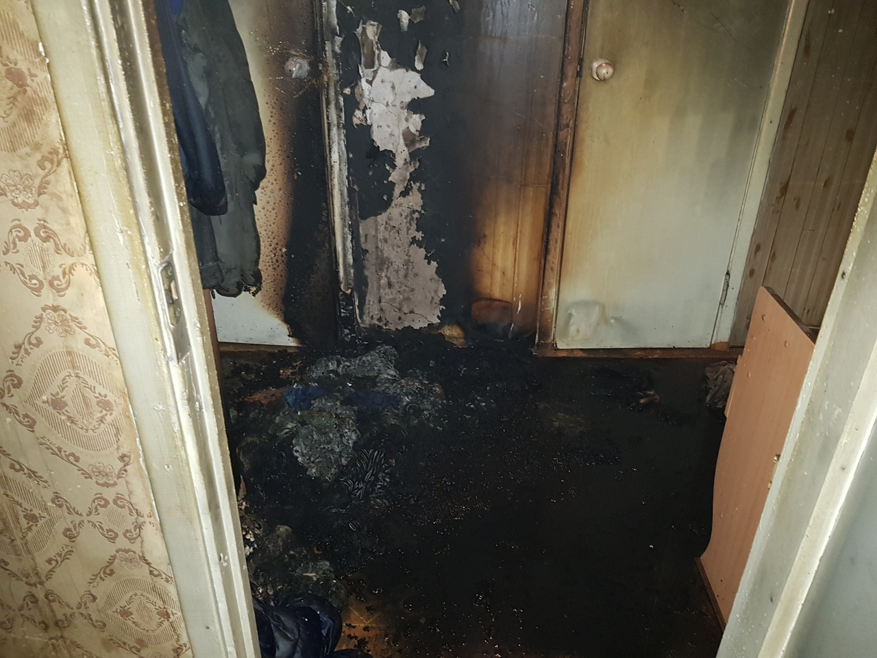 Мужчина заживо сгорел в собственной квартире в Дзержинске (ФОТО)