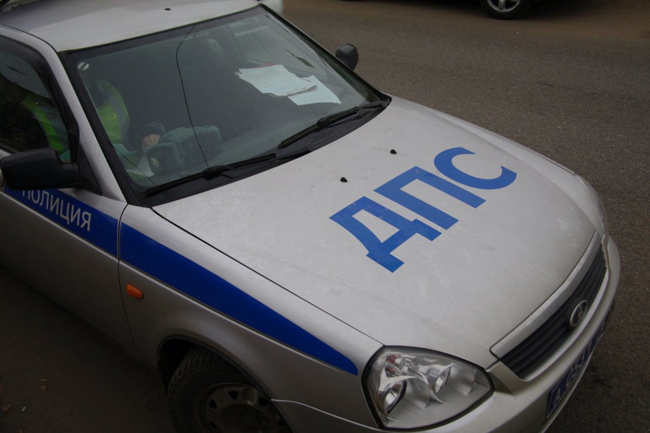 48-летний мужчина попал под колеса иномарки в центре Нижнего Новгорода (ВИДЕО)