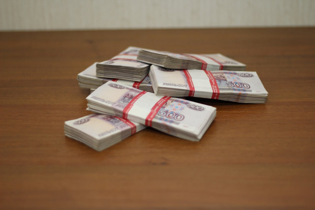 Сотрудница нижегородского банка похищала деньги со счетов клиентов