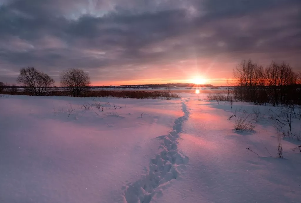 Фото к статье: Путешественник в кроссовках из Нижегородской области едва не замерз посреди Волги