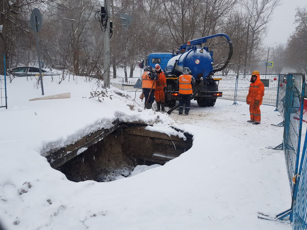 Утечка на водопроводе на улице Ковалихинской в Нижнем Новгороде локализована