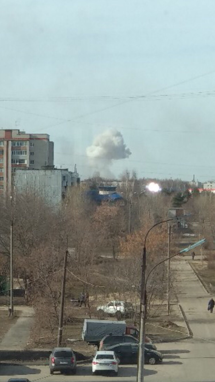 После взрыва на заводе "Кристалл" в Дзержинске взяли пробы воздуха