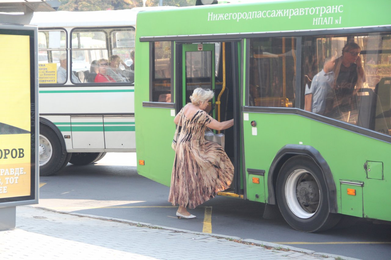 На проспекте Гагарина появилась полоса для общественного транспорта