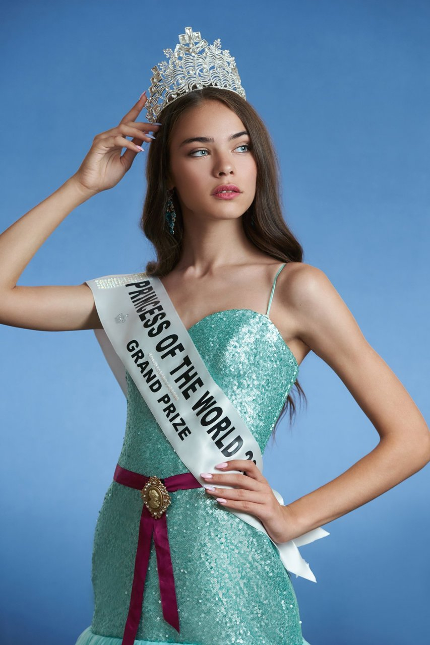 14-летняя нижегородка Карина Еремина стала Принцессой мира-2019