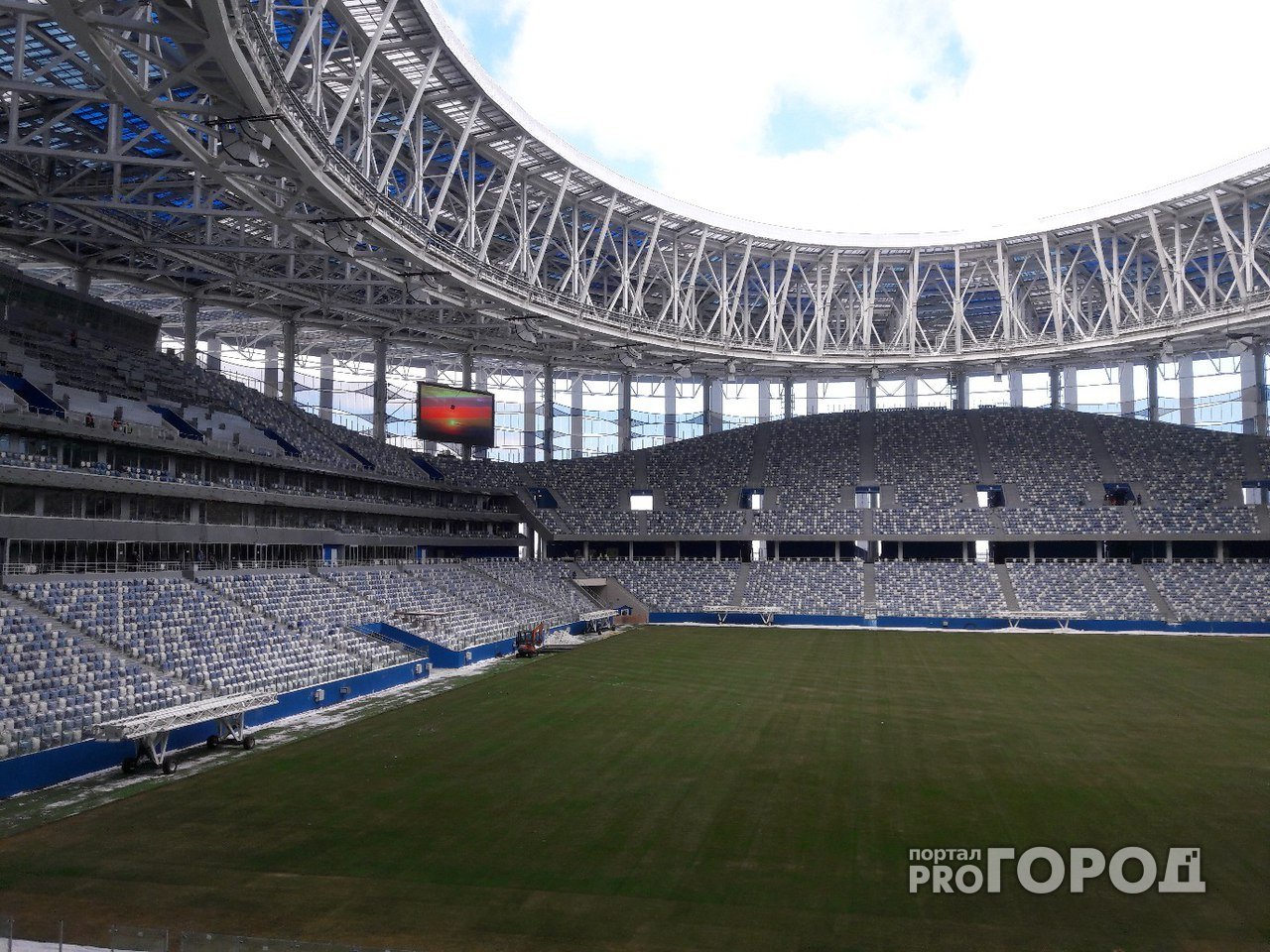 Дмитрий Медведев выделил деньги на достройку стадиона «Нижний Новгород»