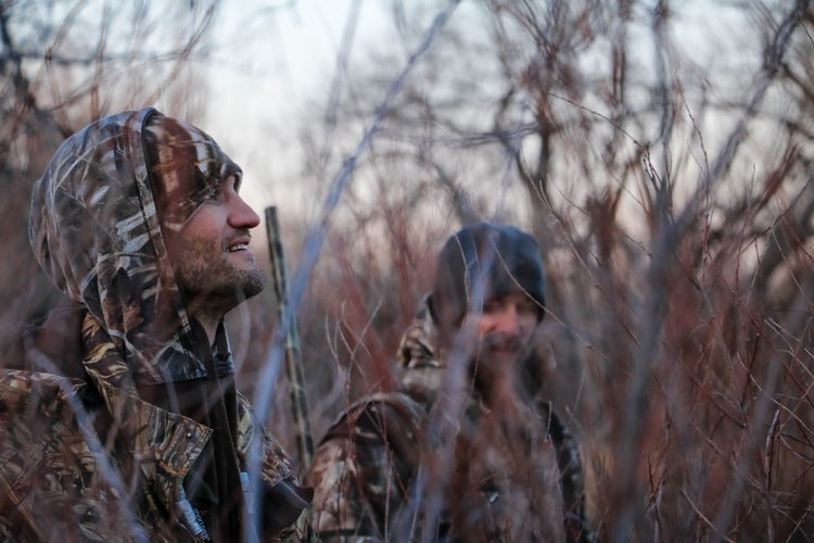 Уголовное дело возбуждено против пяти охотников, избивших нижегородского егеря