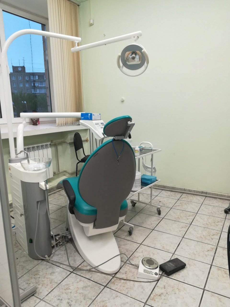 13-летнего мальчика ударило током при лечении зуба у школьного стоматолога в Дзержинске