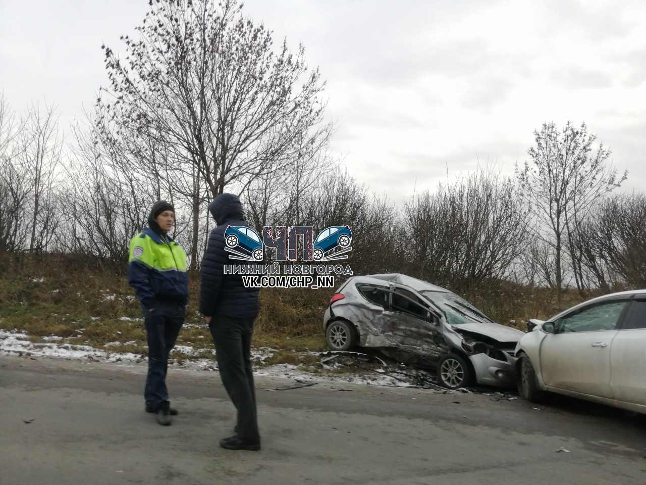 Две иномарки разбились в жестком столкновении под Нижним Новгородом (ФОТО)