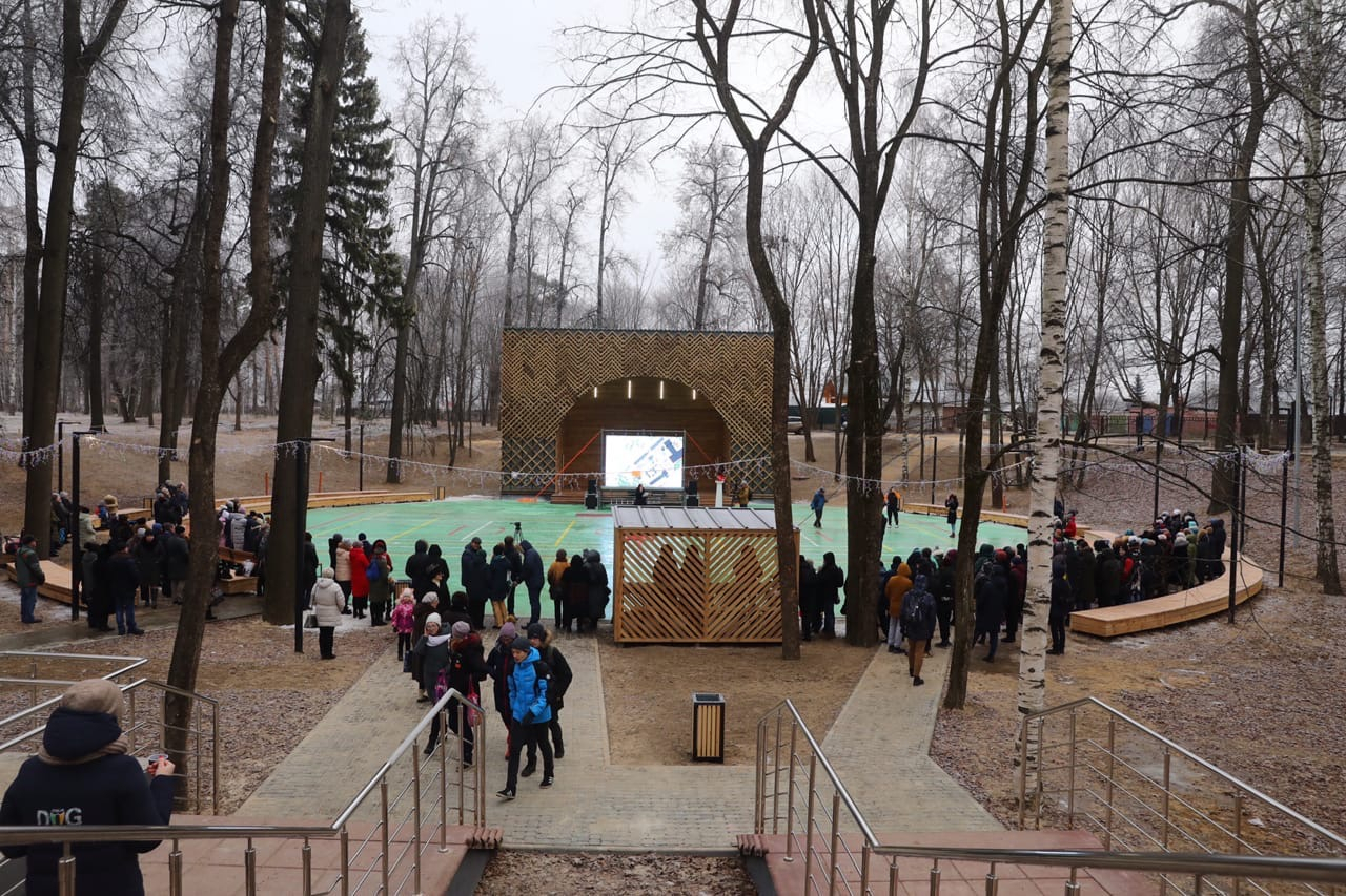 Благоустроенный парк «Лебединый рай» открылся в Выксе (ФОТО)