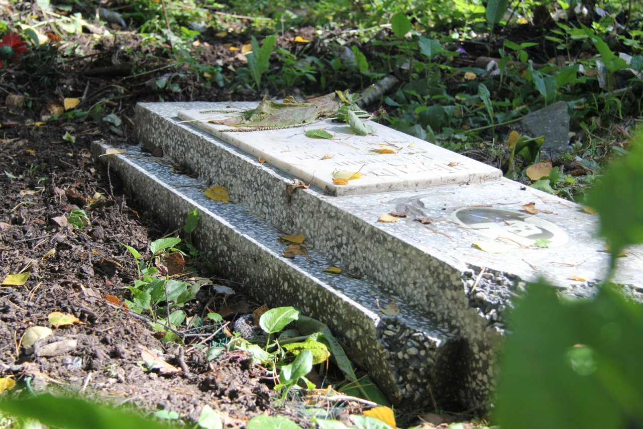 Женские ноги нашли возле кладбища в Нижегородской области