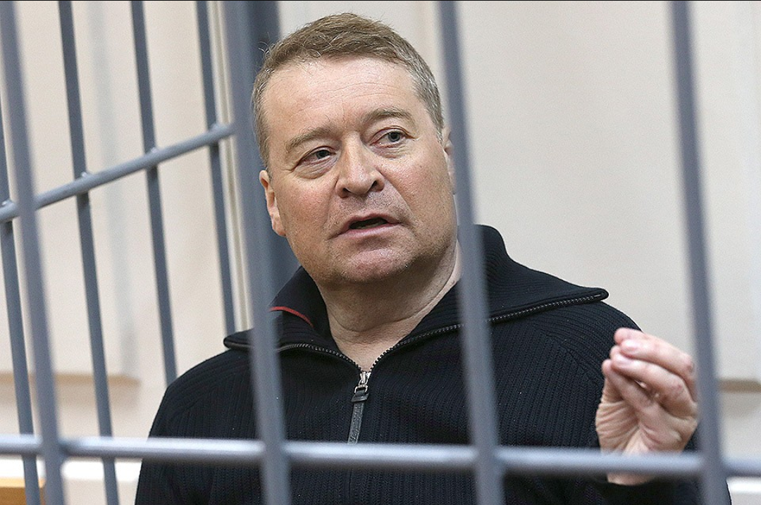Экс-главе Марий Эл Леониду Маркелову, обвиняемому в коррупции, продлили арест до 2 апреля