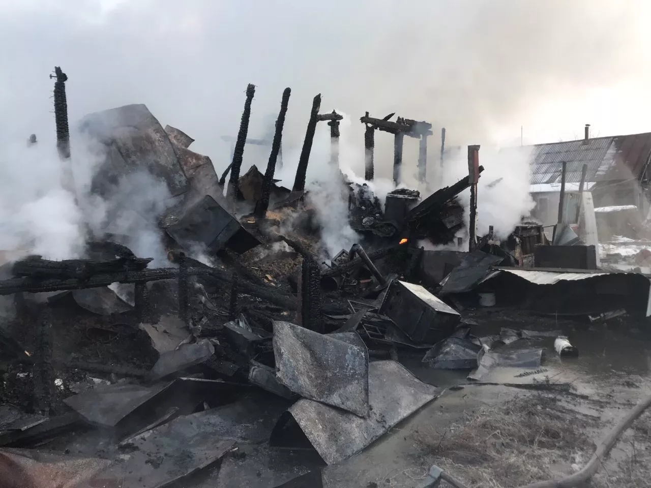 Фото к статье: Двое нижегородцев заживо сгорели в доме в Борском районе (ФОТО, ВИДЕО)