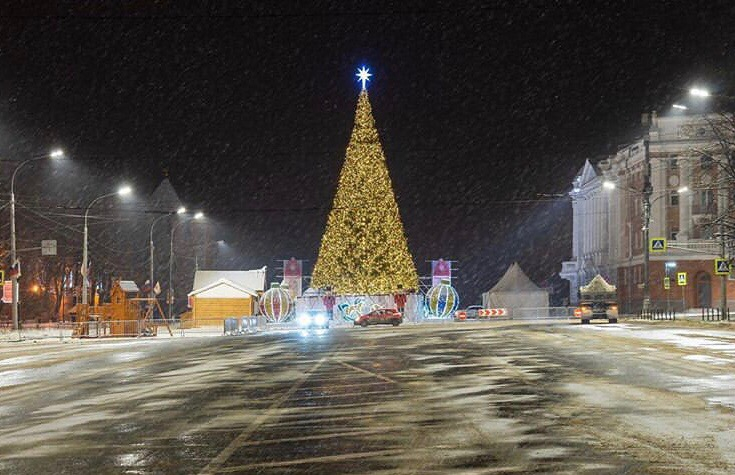 Пло­щадь Ми­ни­на от­кро­ет­ся для ав­то­мо­би­ли­стов и общественнного траспорта 12 ян­ва­ря