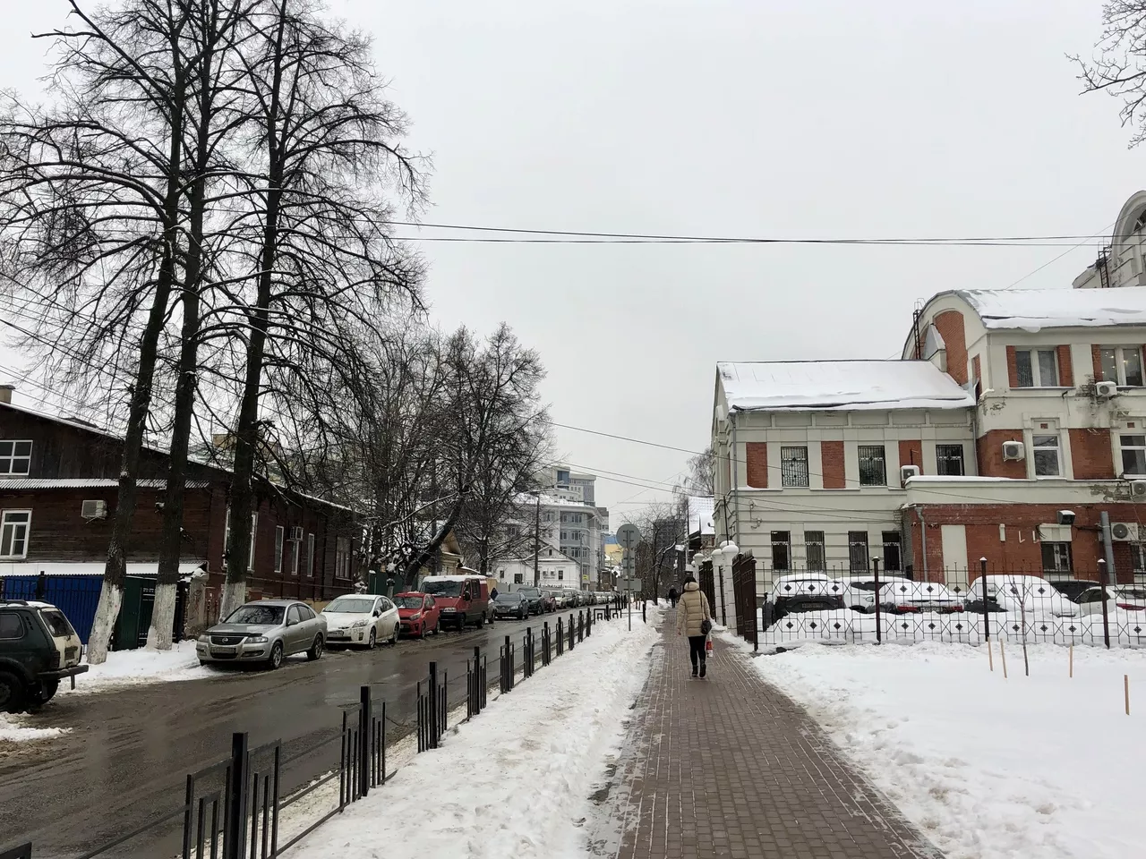 Фото к статье: На улице Студеной в Нижнем Новгороде ввели ограничения остановки