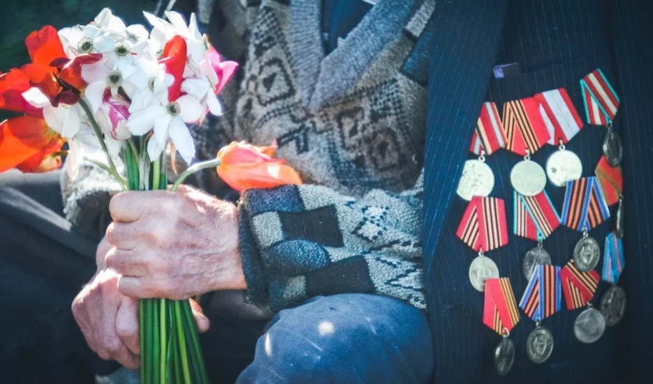 «Ростелеком» будет бесплатно предоставлять ветеранам войны и блокадникам услуги стационарной телефонной связи