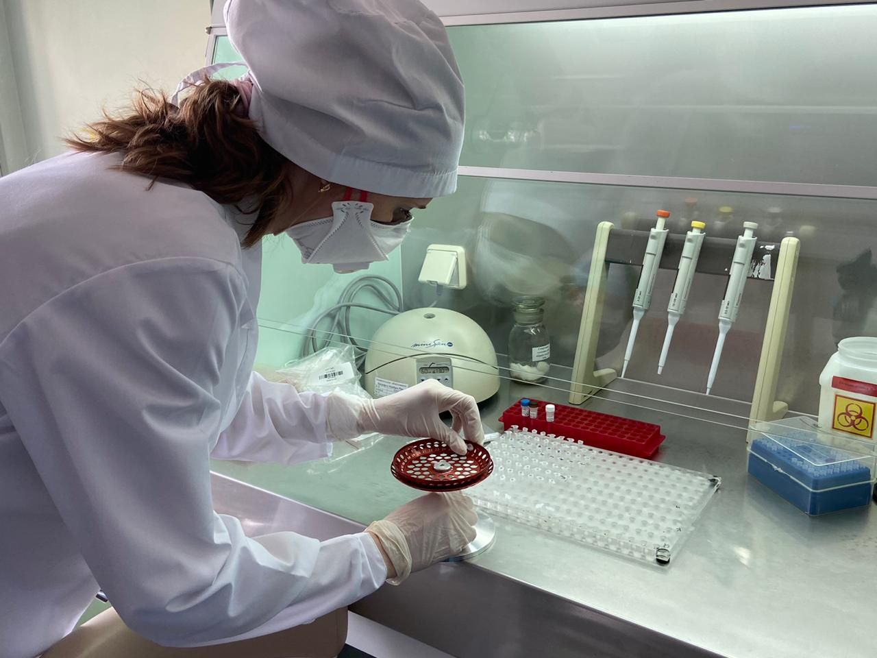«Только для тех, кто заболел»:  как нижегородцы выбивают тесты на коронавирус