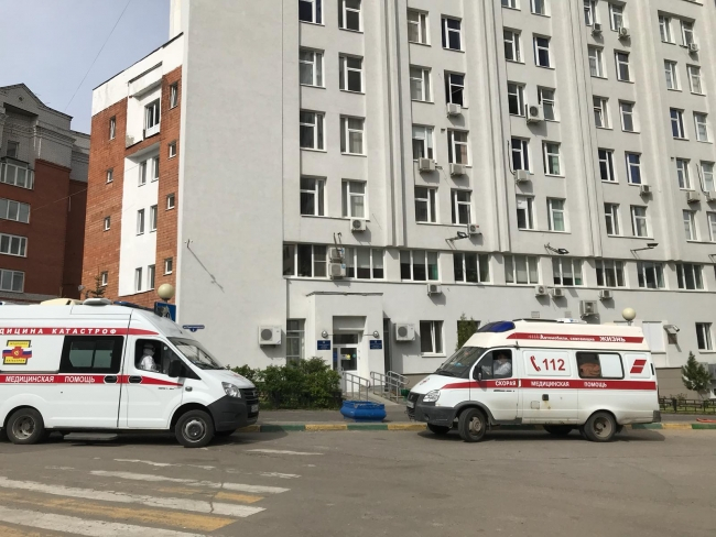Мелик-Гусейнов рекомендовал доплатить медикам диагностического центра за COVID-пациентов