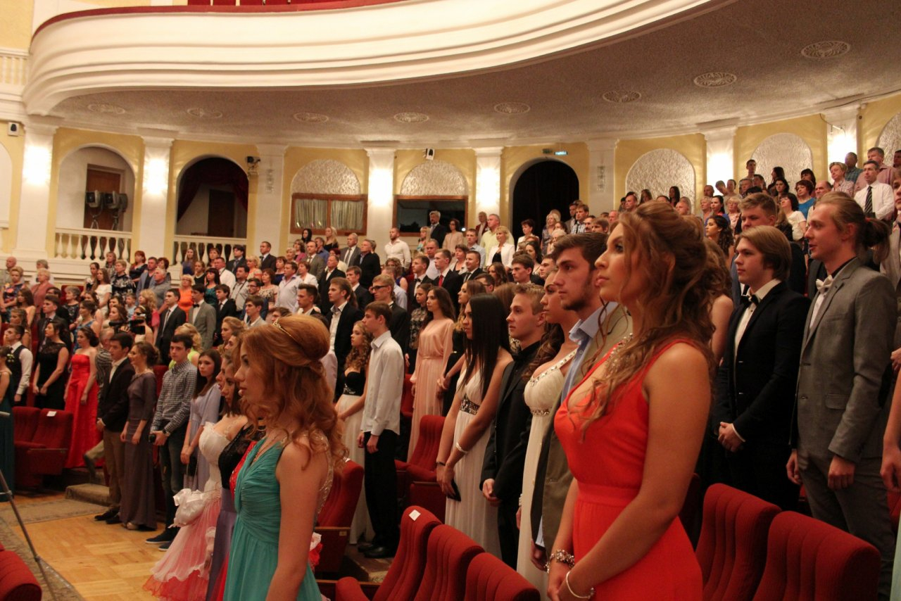 Вручение аттестата, гулянья: как закончат школу нижегородские выпускники