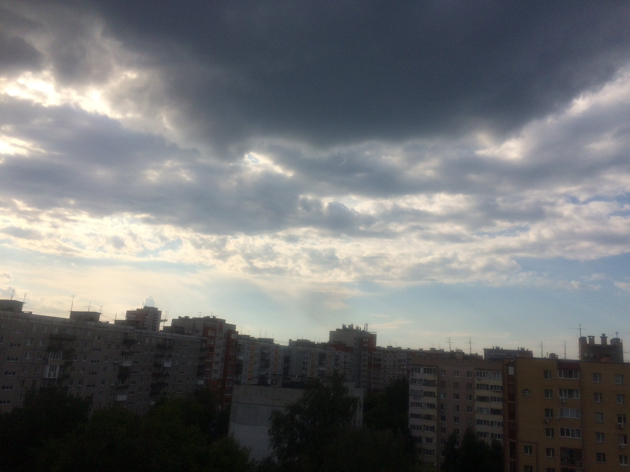 Грозы, град, ливень и сильный ветер ожидаются в Нижегородской области