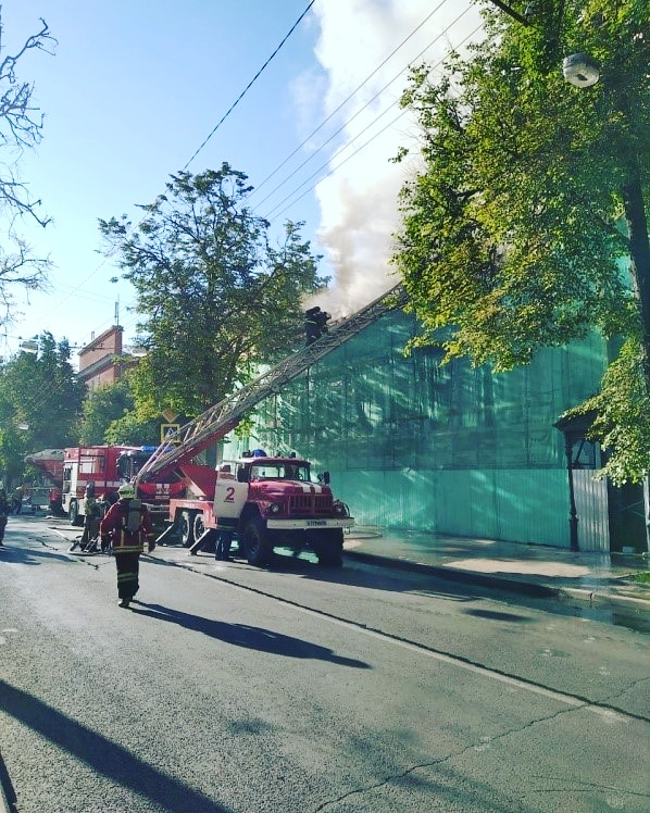 Названа предварительная причина пожара в Литературном музее имени Горького