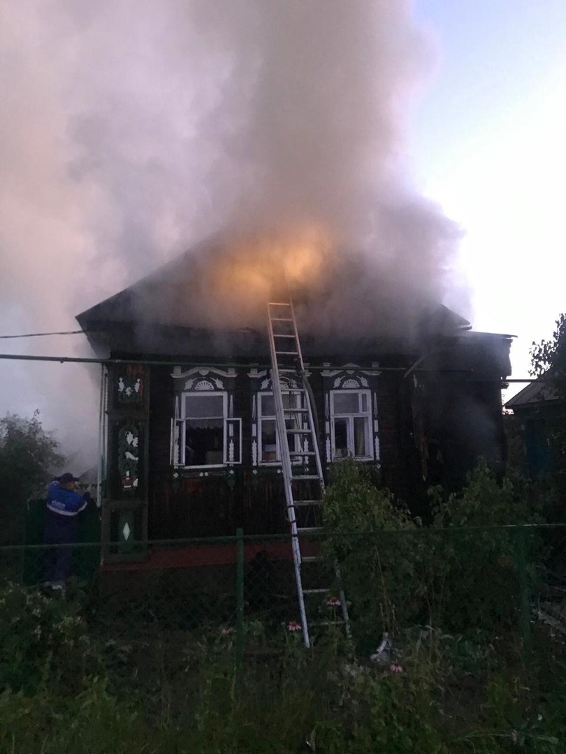 Двое пенсионеров погибли на пожаре в Арзамасском районе
