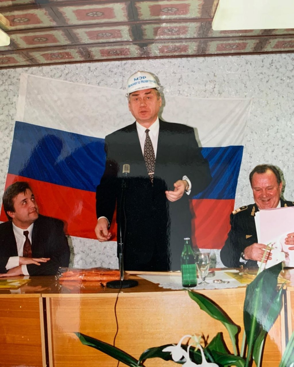 Юрий Лебедев просит мэра Нижнего Новгорода Шалабаева вернуть «взятку»
