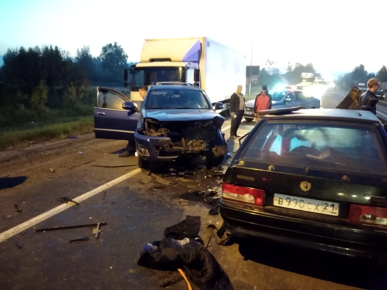2 человека пострадали и 1 погиб в аварии на Московской трассе (ФОТО)