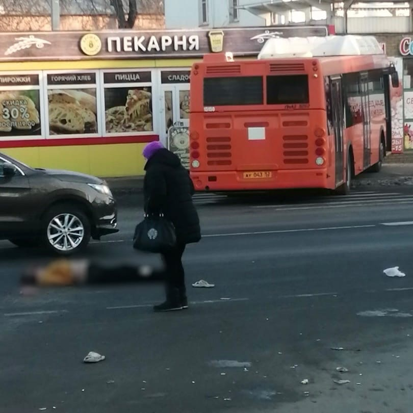 В Нижнем Новгороде автобус раздавил женщину-водителя