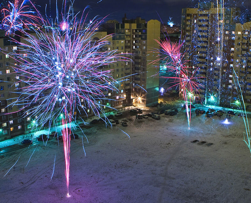 Как нижегородцам правильно выбрать и запустить фейерверк