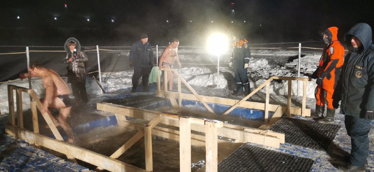 «Тело горело огнем»: нижегородцы о крещенских купаниях в морозы