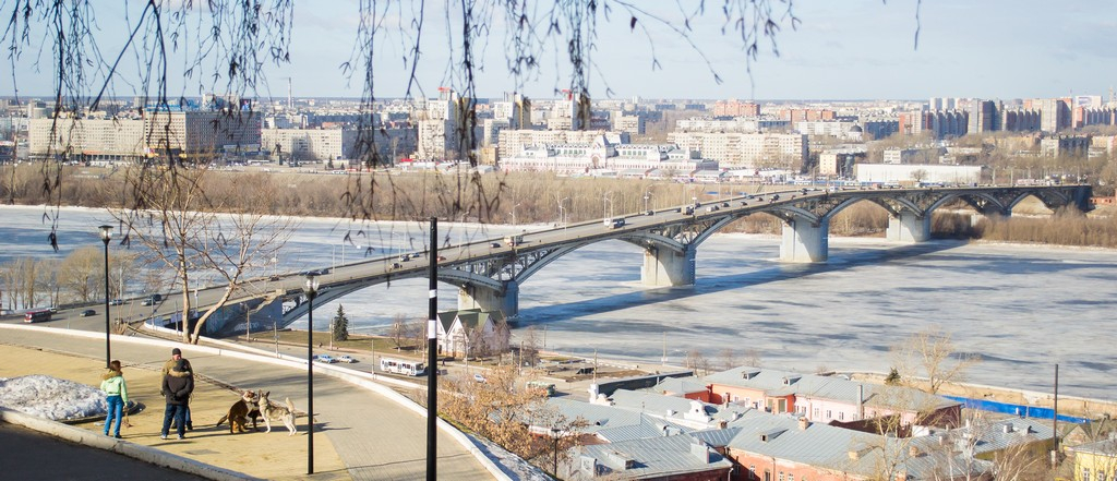17-летний подросток погиб, упав с Канавинского моста в Нижнем Новгороде (дополнено)