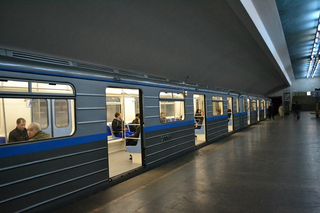 Станцию метро «Горьковская» временно закроют для пассажиров
