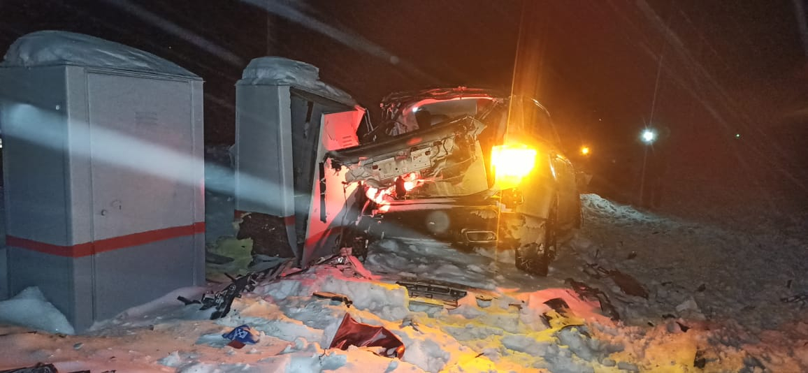 Полиция ищет водителя иномарки, устроившего ДТП с грузовым поездом в Нижегородской области