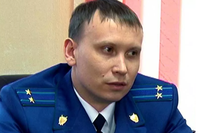 Экс-зампрокурора Нижегородской области приговорили 12 годам колонии за взятку