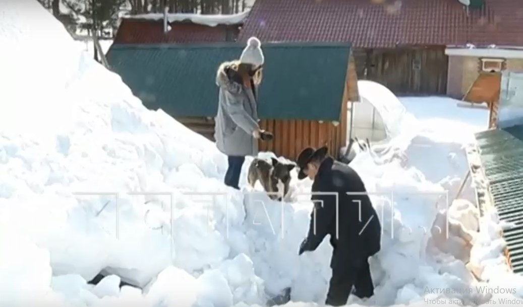 Сошедший с крыши снег убил жителя Тоншаевского района