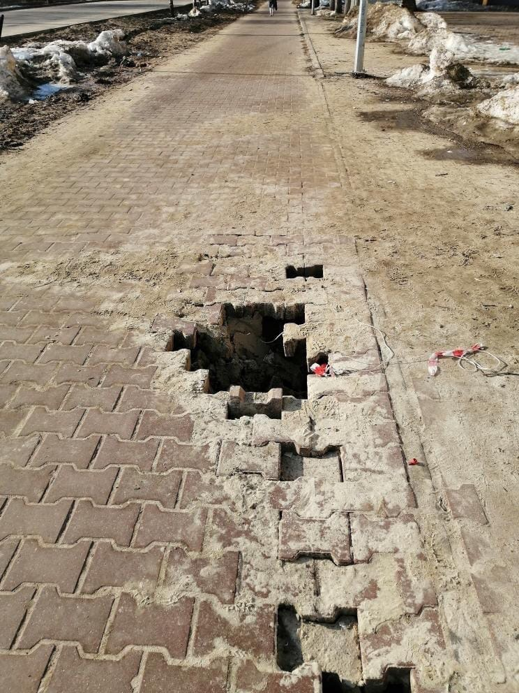 Очевидцы засняли провал грунта у ДК ГАЗ в Нижнем Новгороде