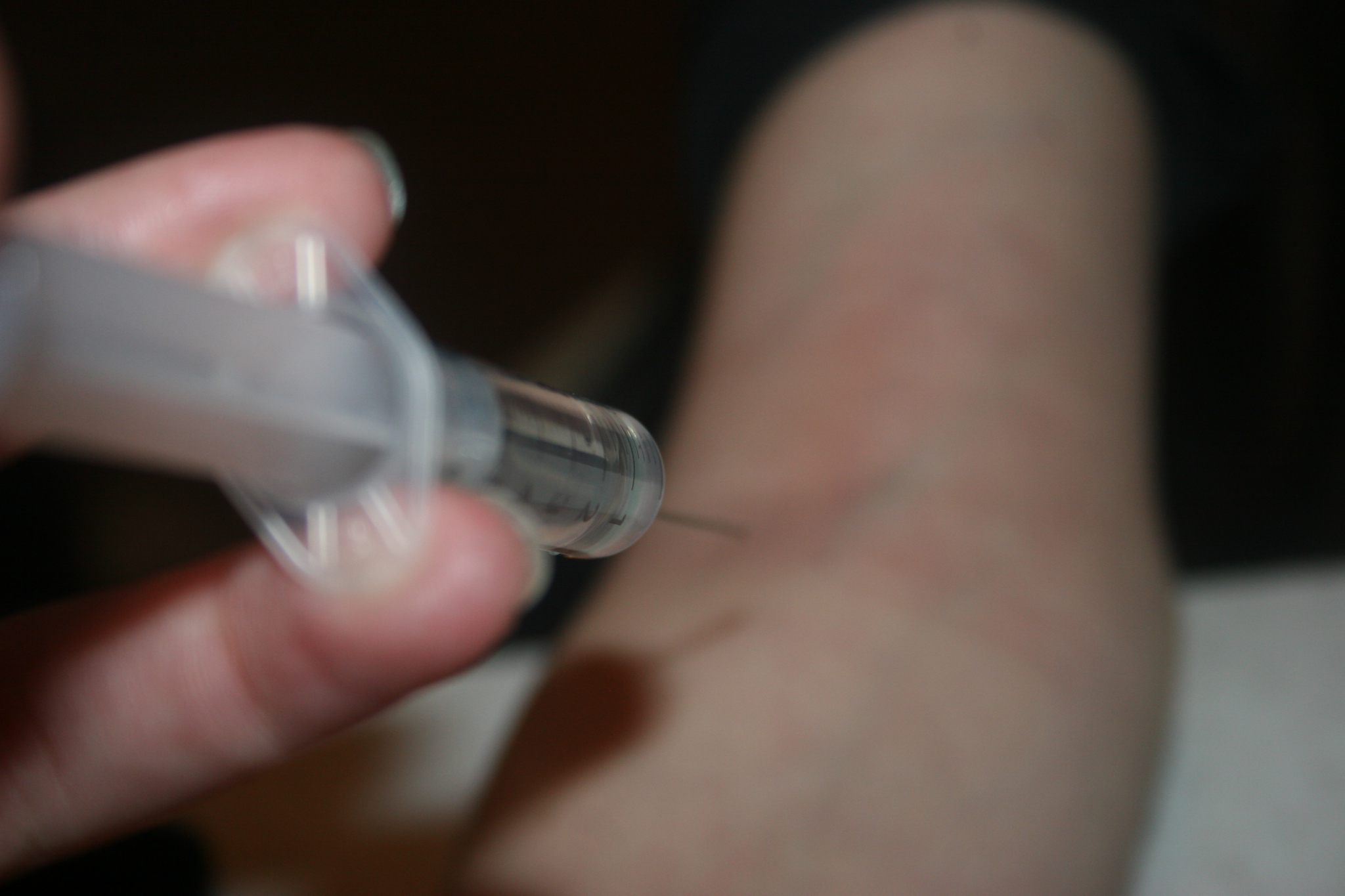 Шесть тысяч доз вакцины «ЭпиВакКорона» завезли в Нижегородскую область